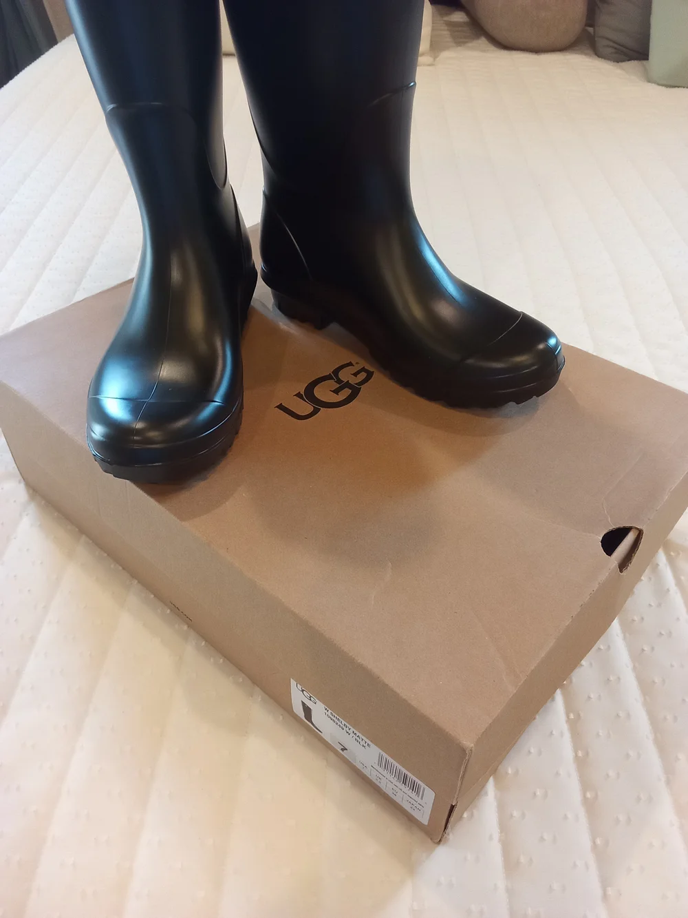 UGG Shelby Women's Matte Black Tall Waterproof Rain Boots Sz 7 NWB